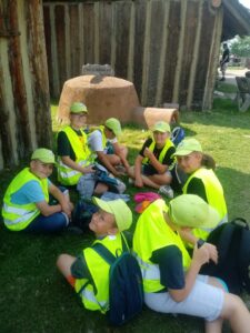 469590744 8989945091065136 2502539990704280919 n