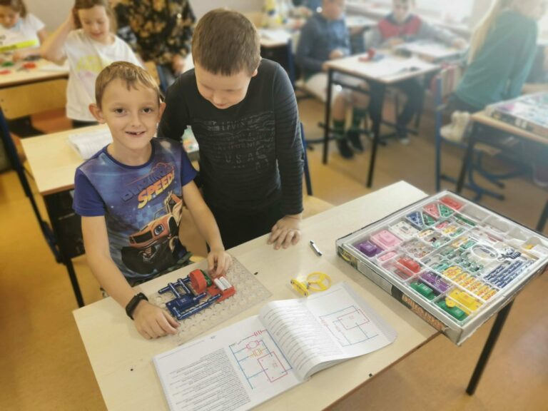 244668315 398372261823330 1733052584483761218 n scaled