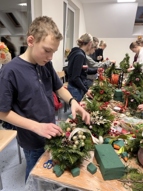 Rodzinne warsztaty w świątecznym klimacie img 8541 Średni